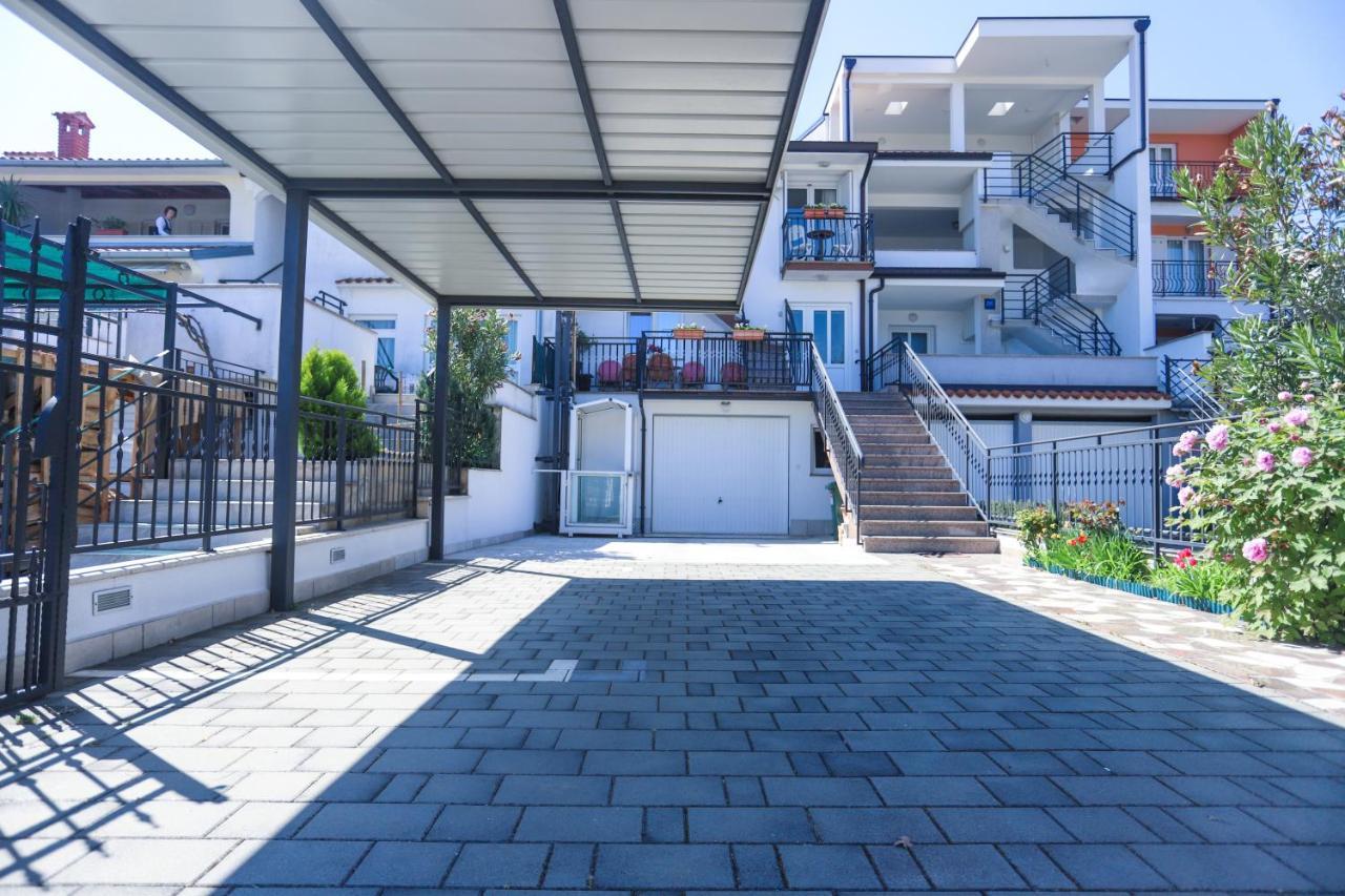 Apartment Ivica Пореч Экстерьер фото