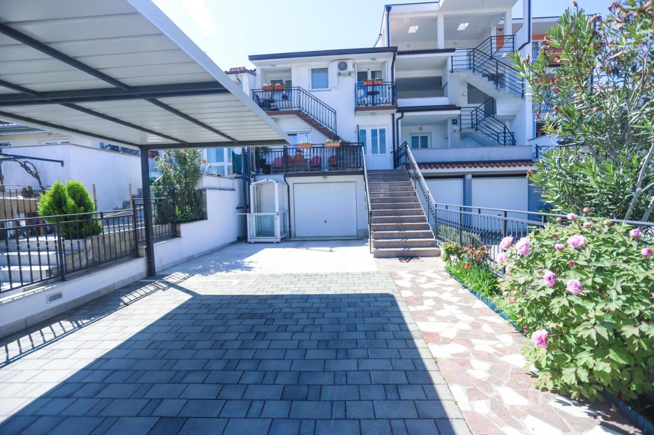 Apartment Ivica Пореч Экстерьер фото